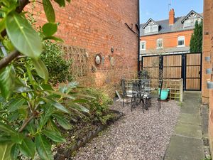 Photo 5- click for photo gallery